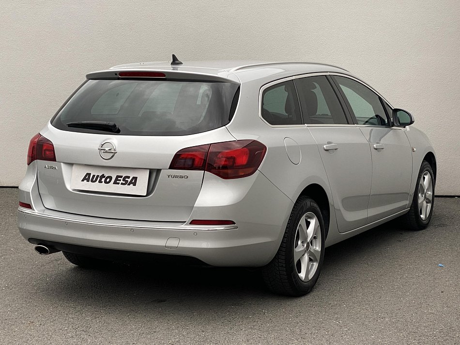 Opel Astra 1.4 T 