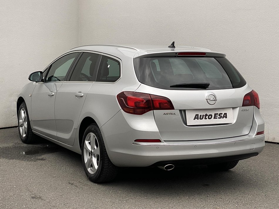 Opel Astra 1.4 T 