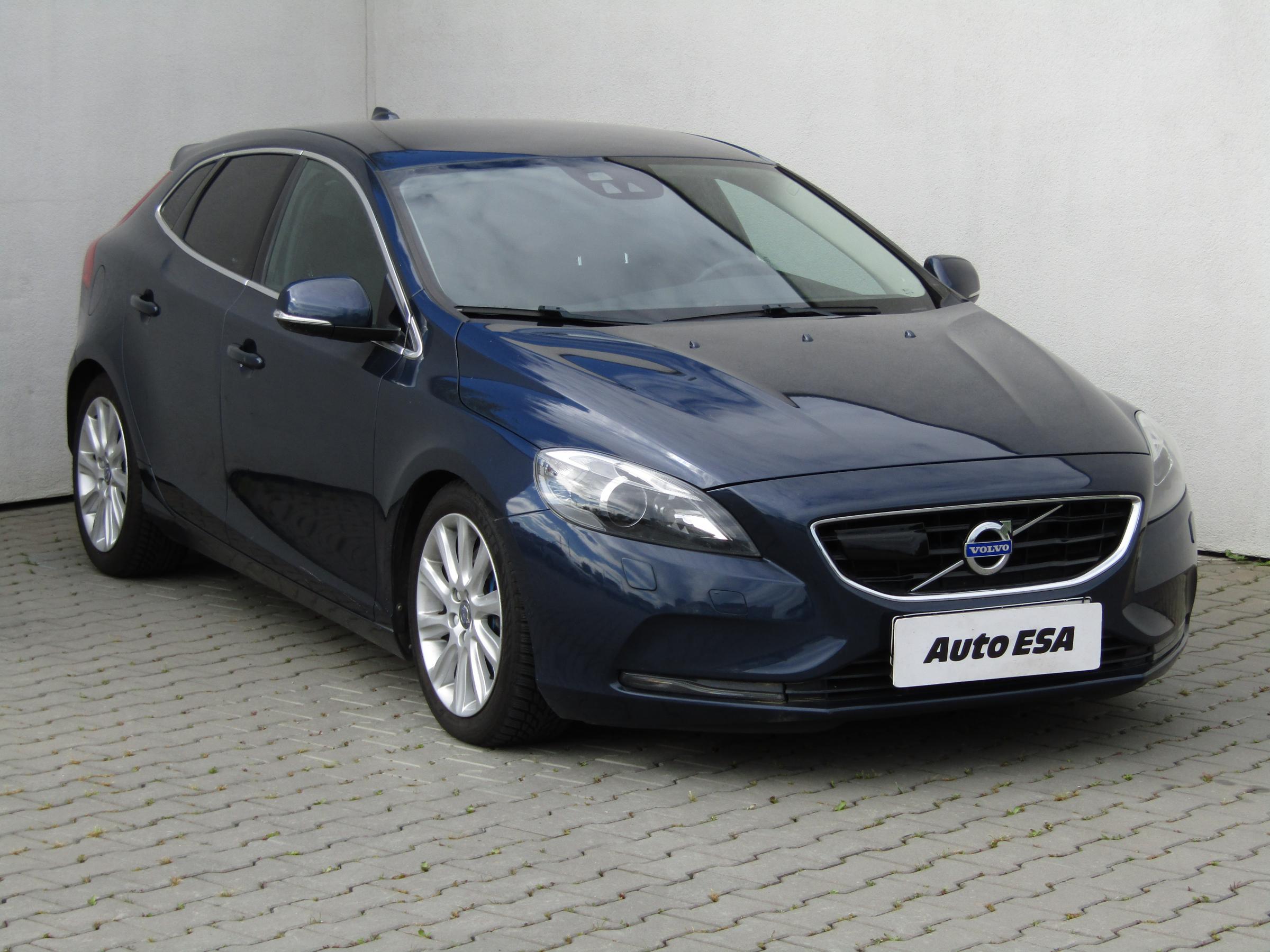 Volvo V40, 2015 - pohled č. 1