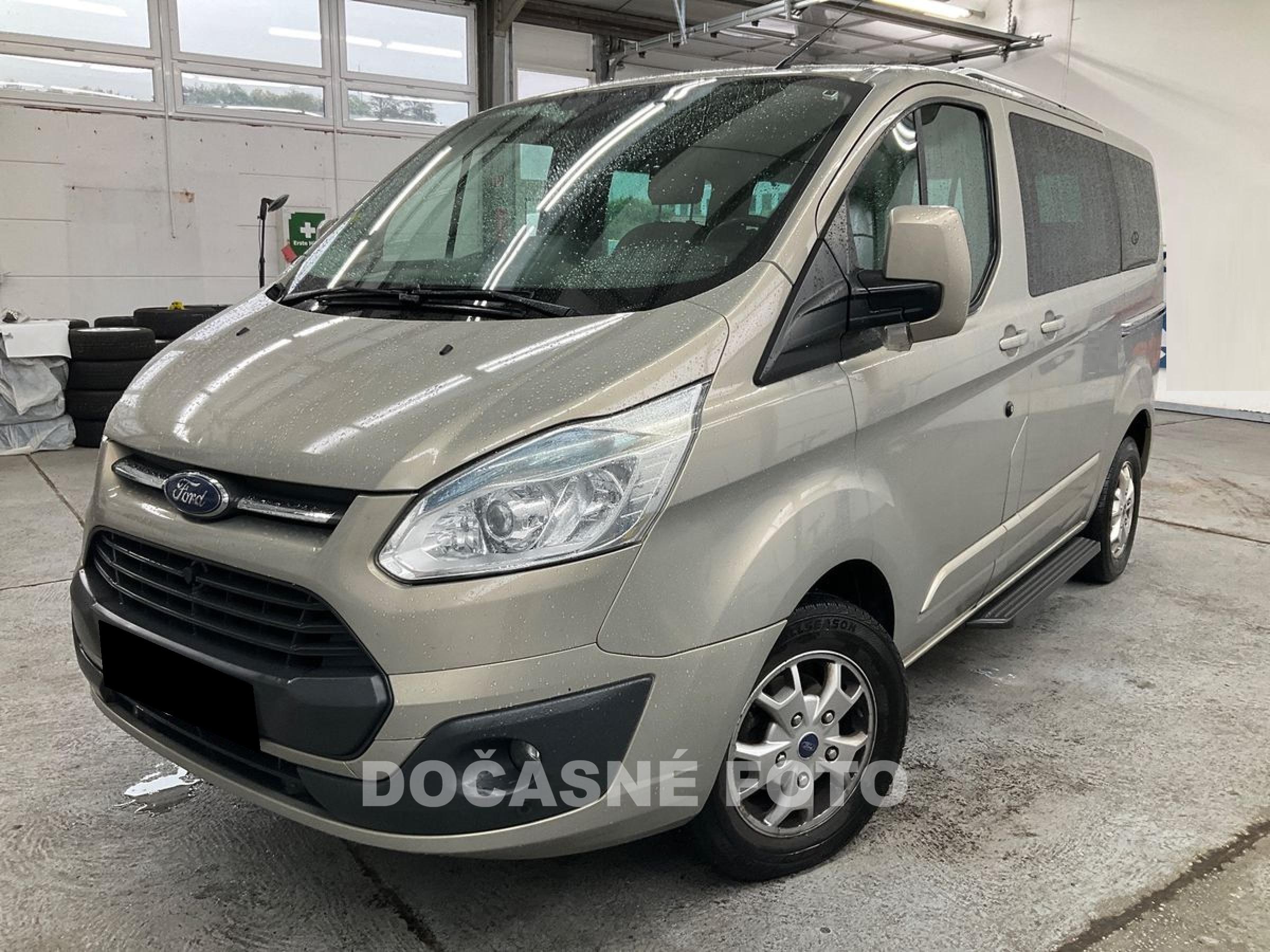 Ford Tourneo Custom, 2014 - pohled č. 1