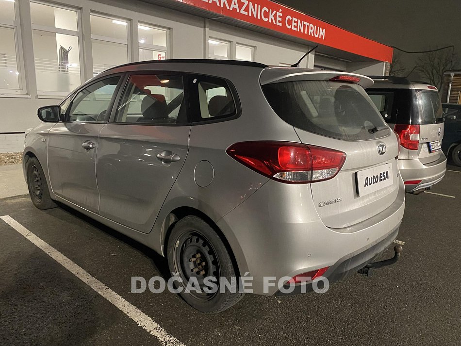 Kia Carens 2.2CRDi 