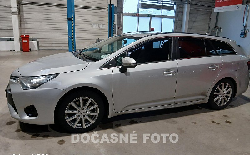 Toyota Avensis 2.0 D 