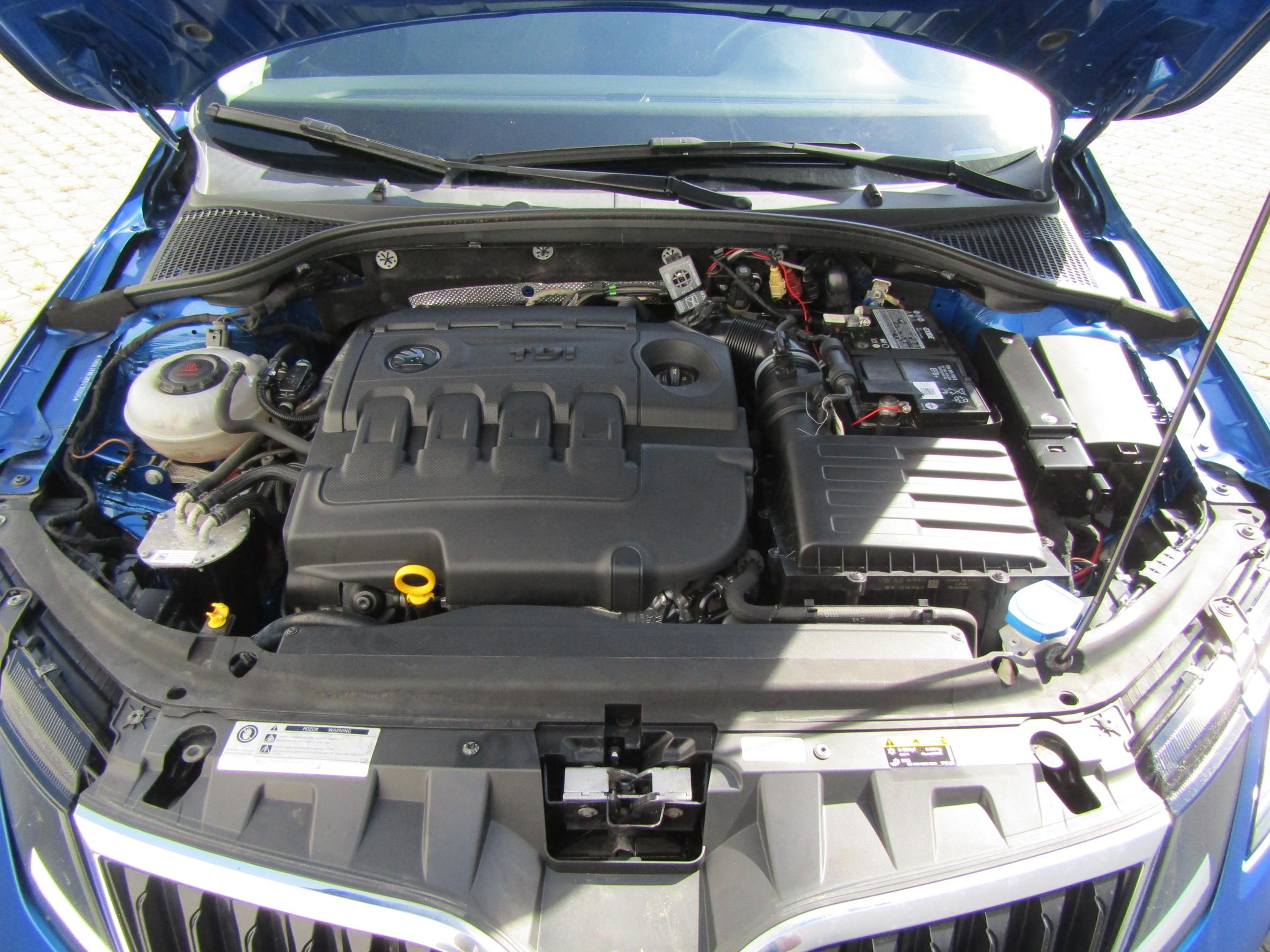 Škoda Octavia III, 2019 - pohled č. 8