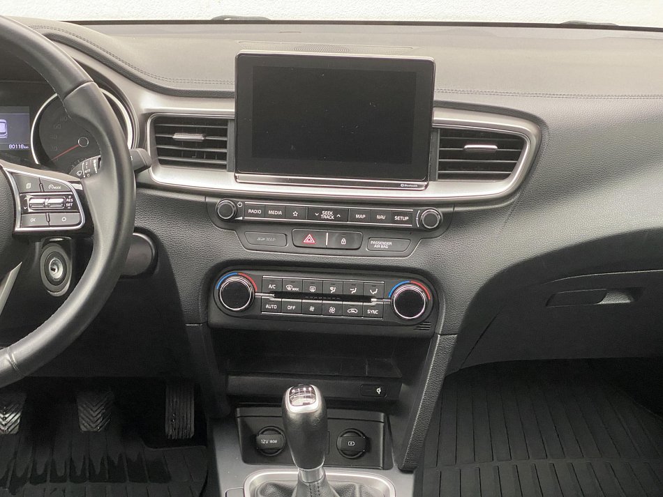 Kia Ceed 1.6 CRDi Exclusive