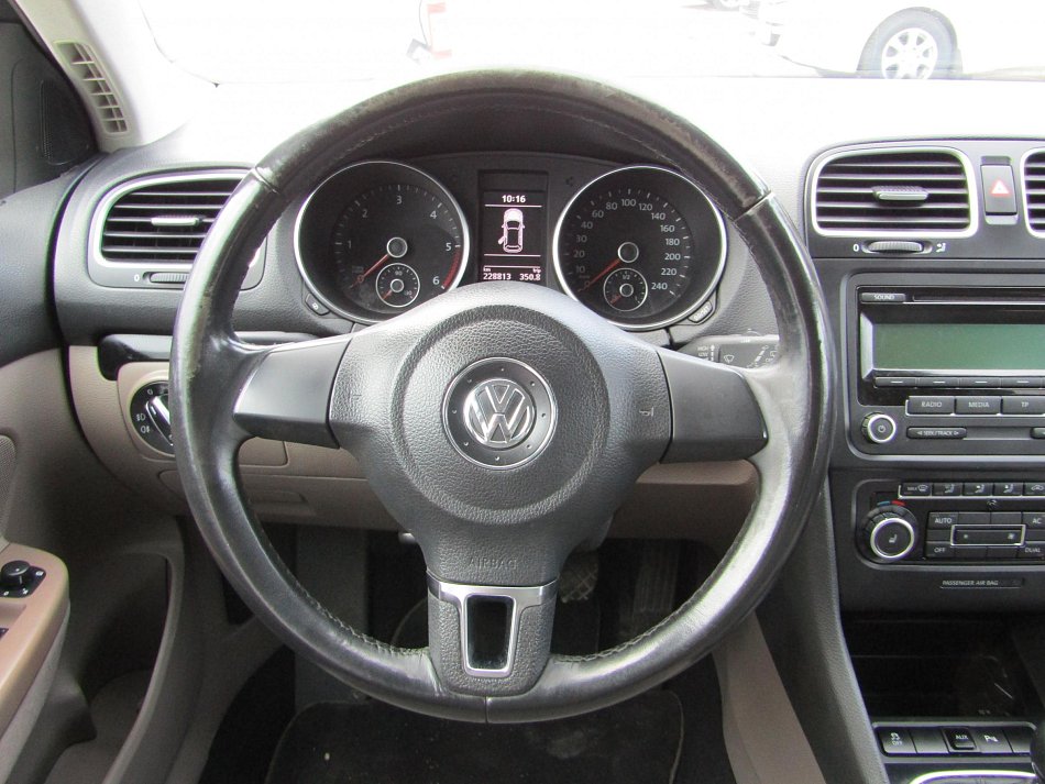 Volkswagen Golf 2.0 TDi 