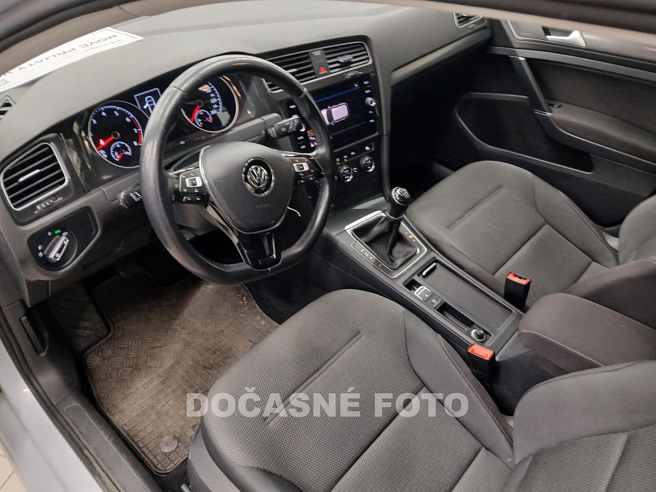 Volkswagen Golf 1.4 TSI 