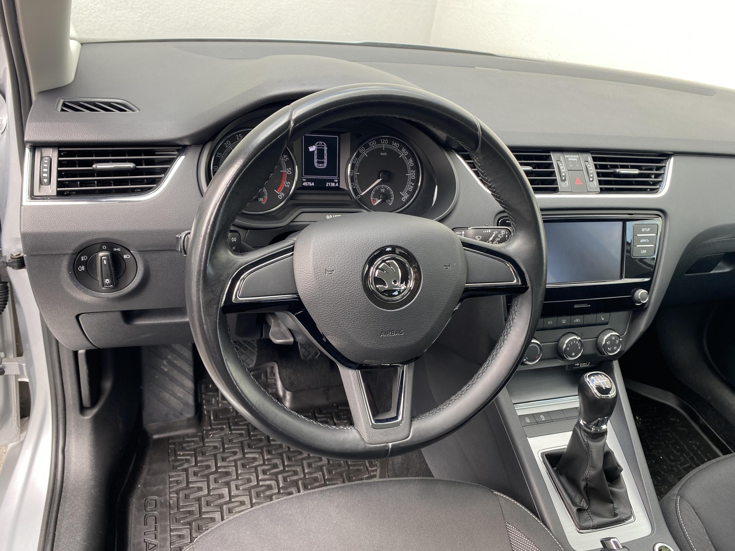 Škoda Octavia III, 2018 - pohled č. 14