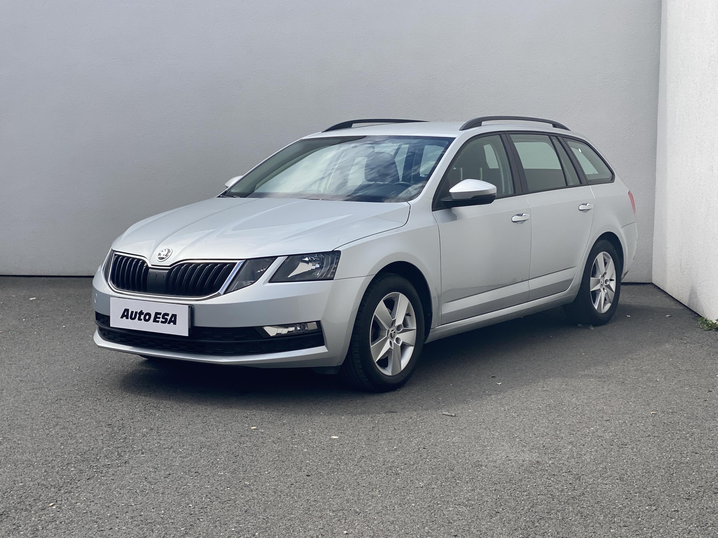 Škoda Octavia III, 2018 - pohled č. 3