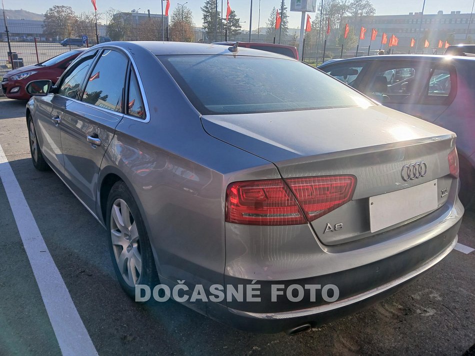 Audi A8 4.2 TDi  quattro