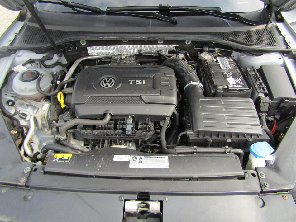 Volkswagen Passat 2.0 TSi 