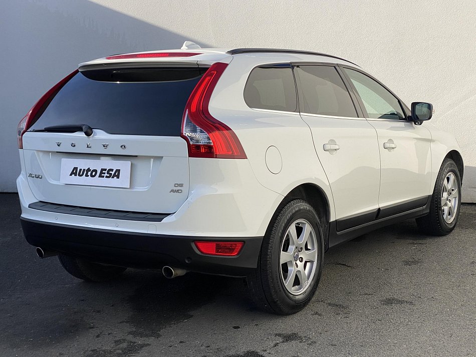 Volvo XC60 2.4 D Momentum AWD