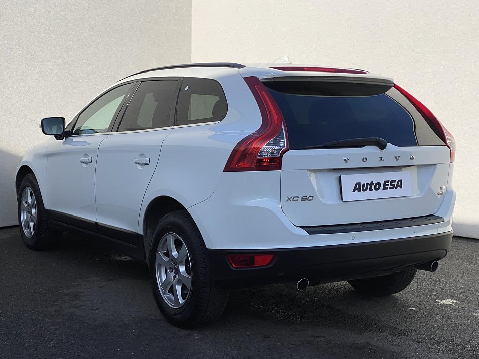 Volvo XC60 2.4 D Momentum AWD