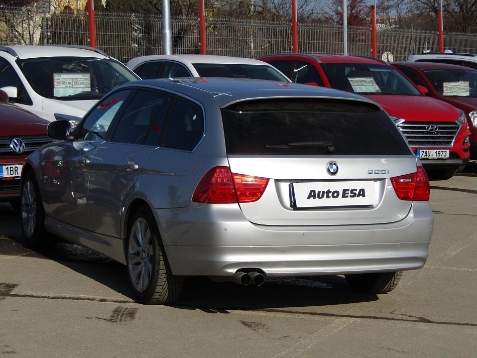 BMW Řada 3 3.0i  325i