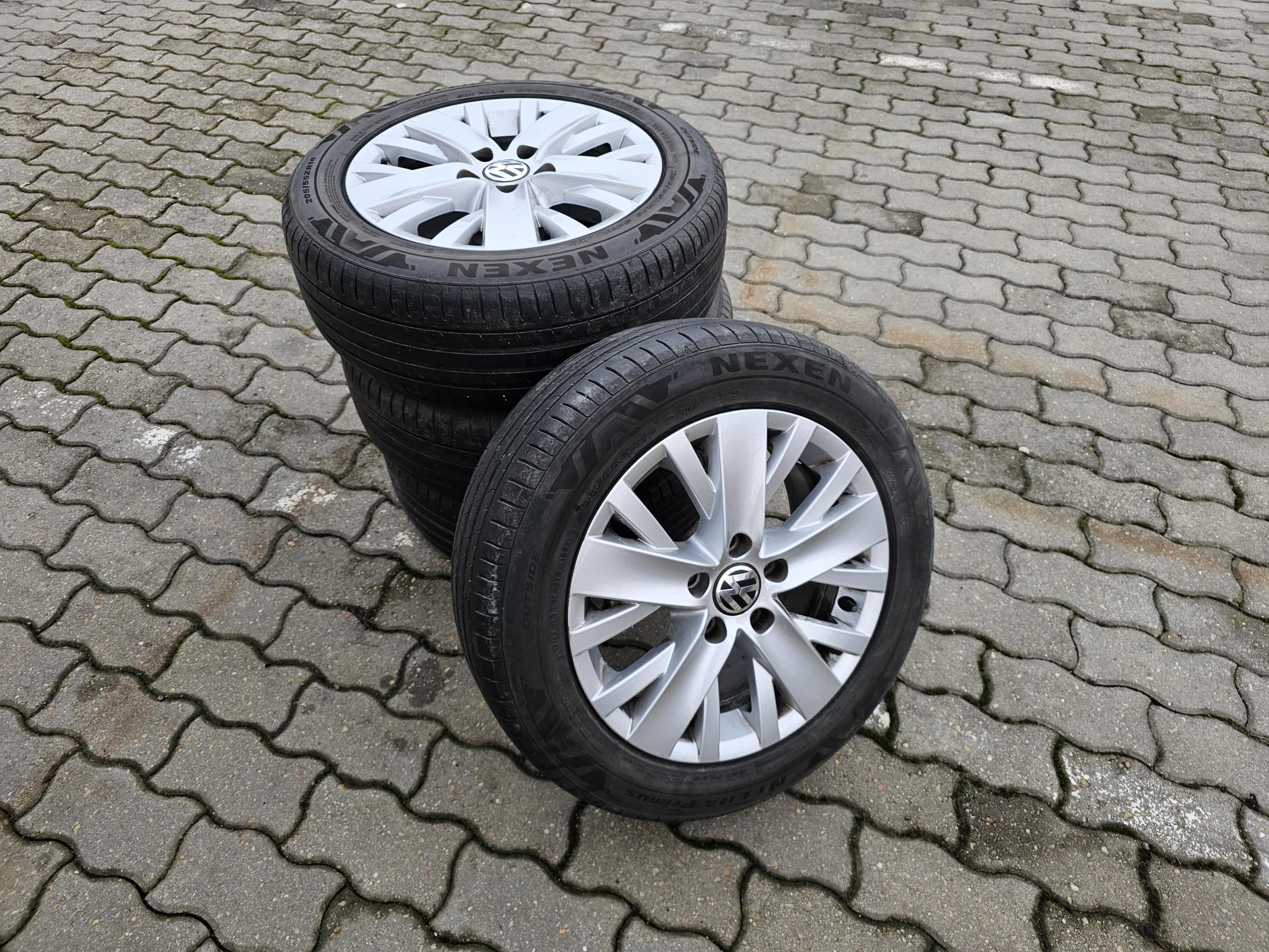 Volkswagen Touran, 2014 - pohled č. 24