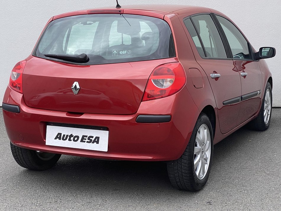 Renault Clio 1.6i 