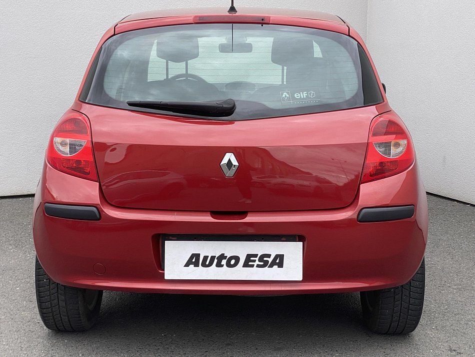 Renault Clio 1.6i 