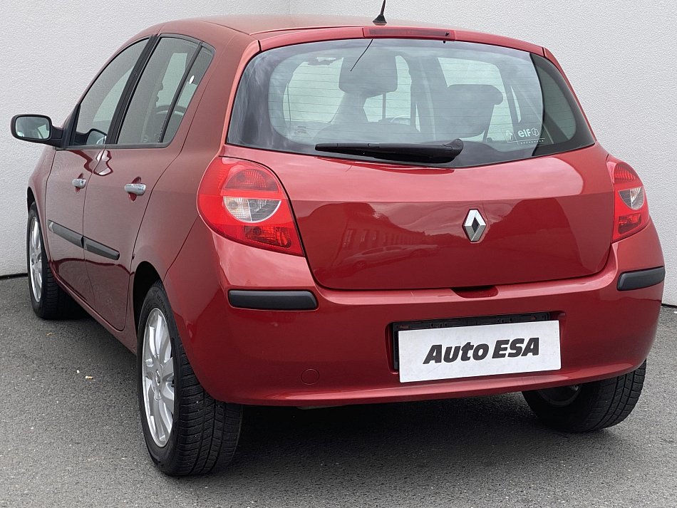 Renault Clio 1.6i 