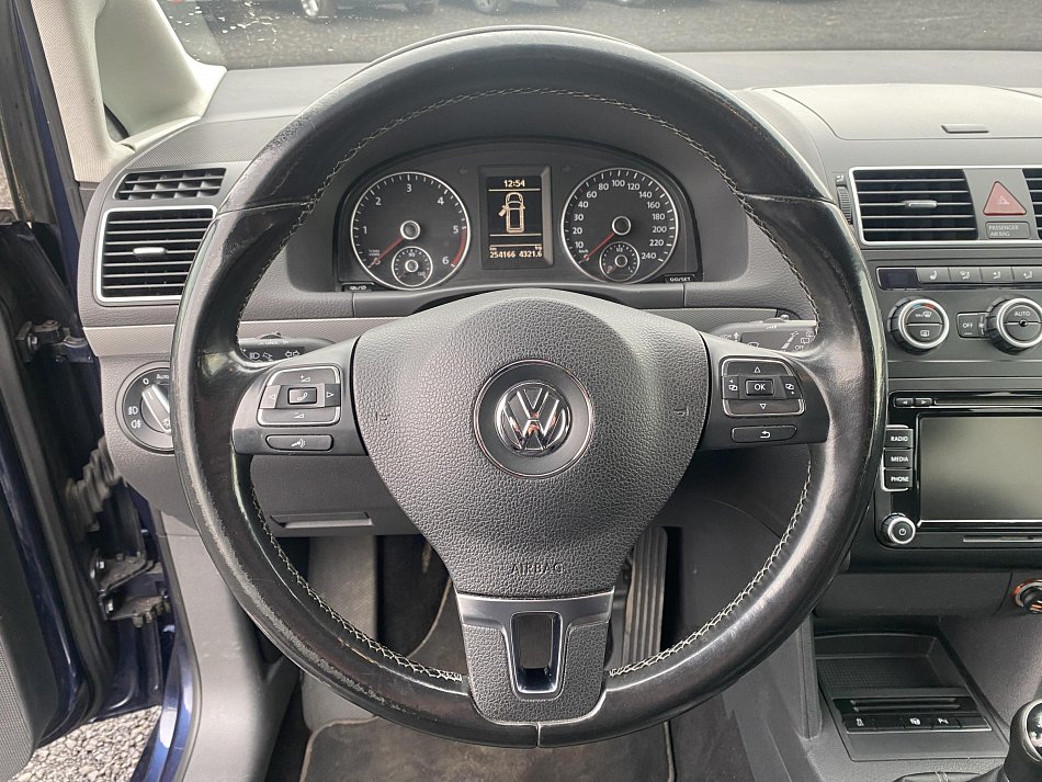 Volkswagen Touran 2.0TDi 