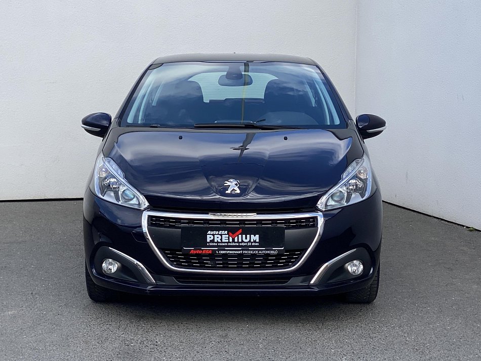 Peugeot 208 1.2 PT Signature