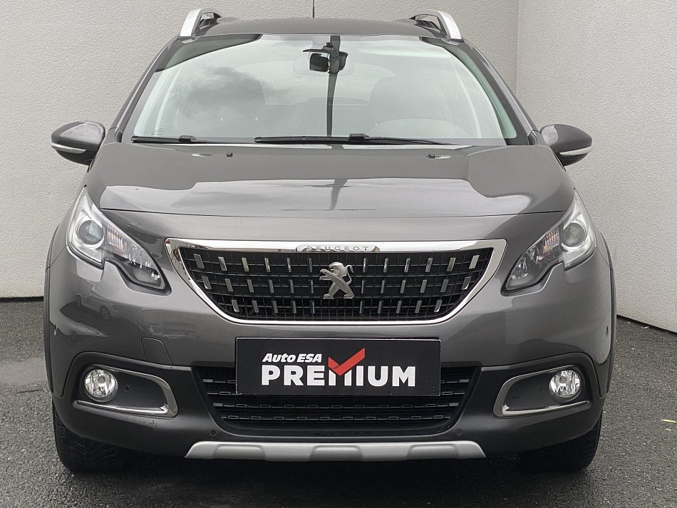 Peugeot 2008 1.2PT Crossway