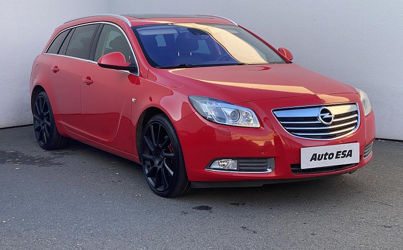 Opel Insignia 2.0T 