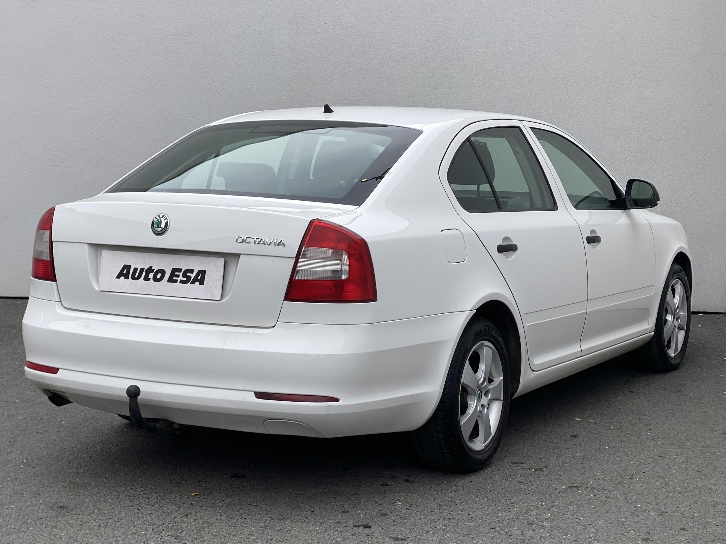 Škoda Octavia II, 2012 - pohled č. 4