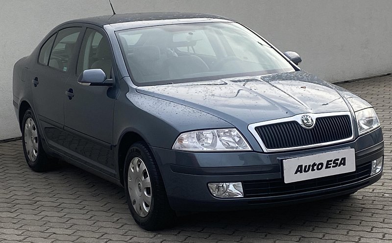 Škoda Octavia II 1.6MPi Ambiente