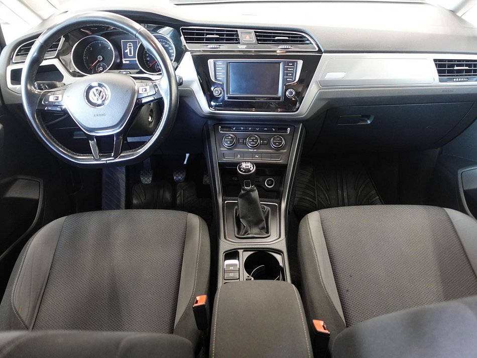 Volkswagen Touran 1.6TDi 