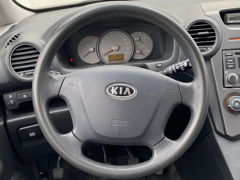 Kia Carens 2.0i 