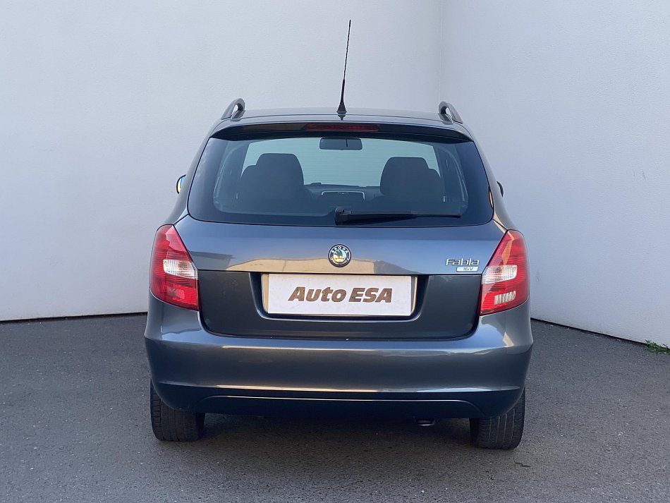 Škoda Fabia II 1.4 16V Ambiente