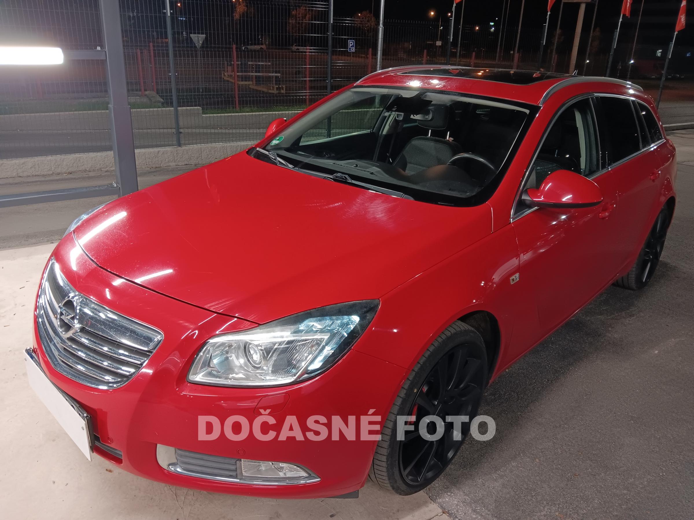 Opel Insignia, 2011