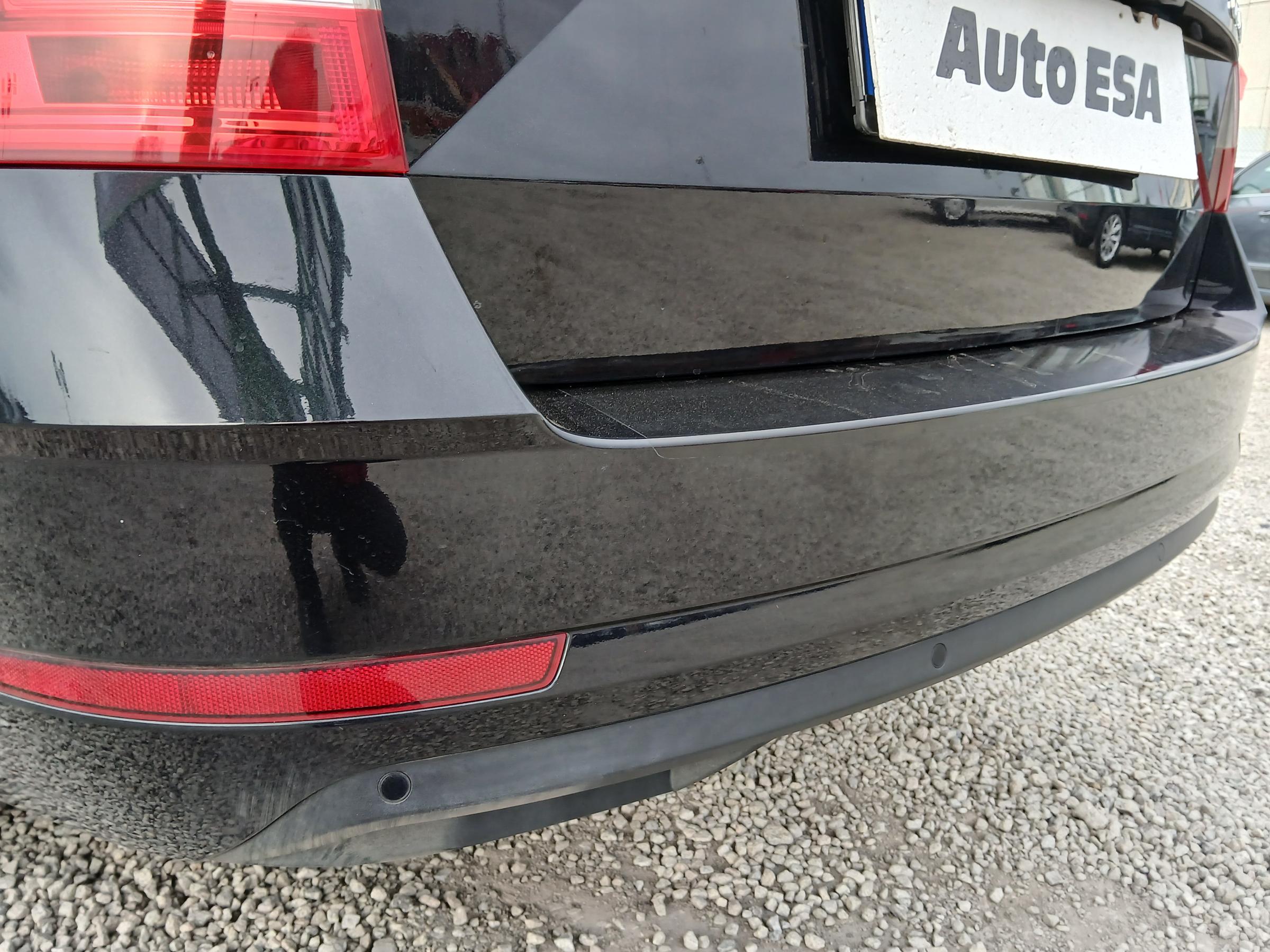 Škoda Octavia III, 2018 - pohled č. 23