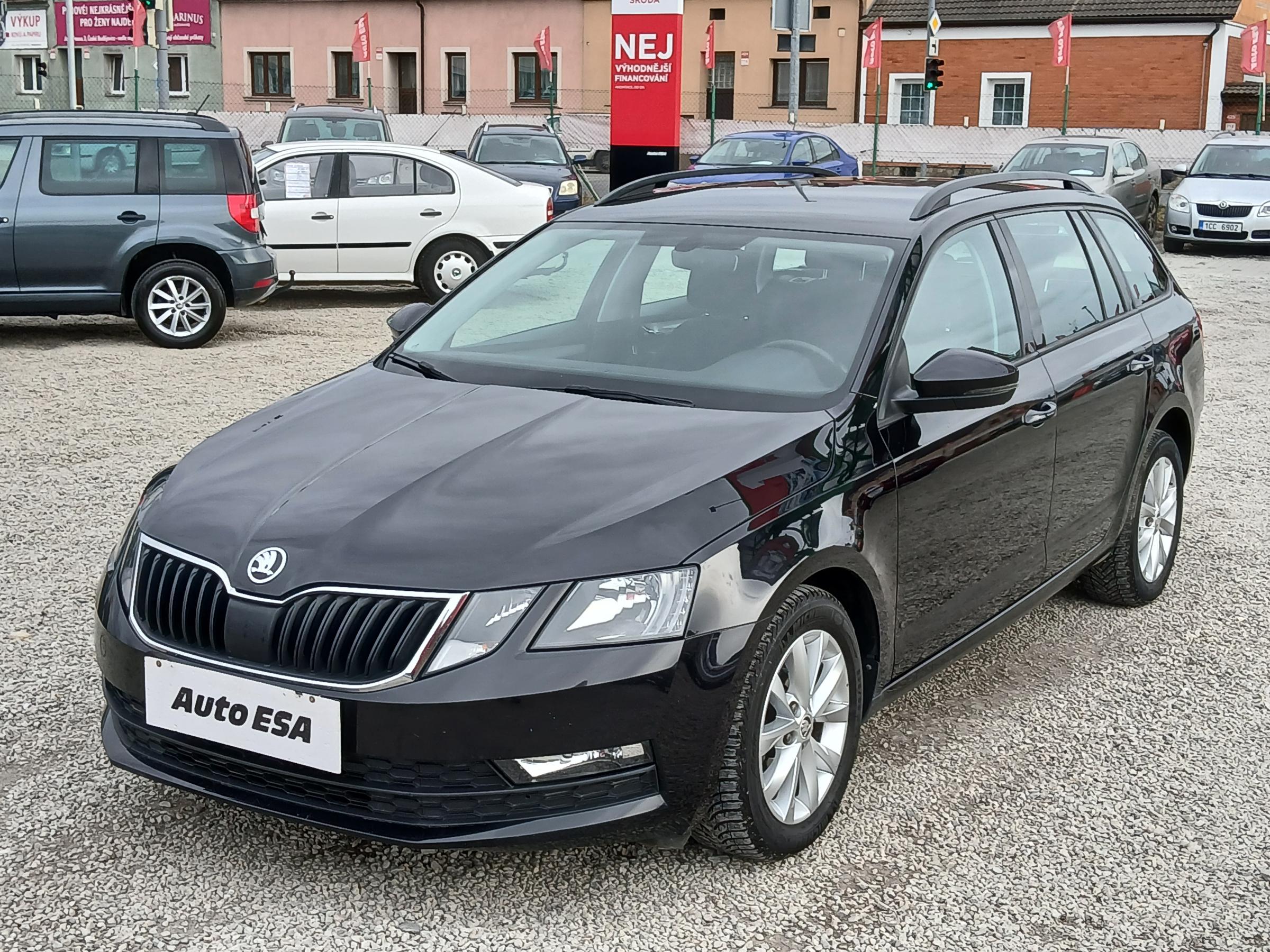 Škoda Octavia III, 2018 - pohled č. 3