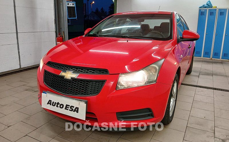 Chevrolet Cruze 1.6 i 