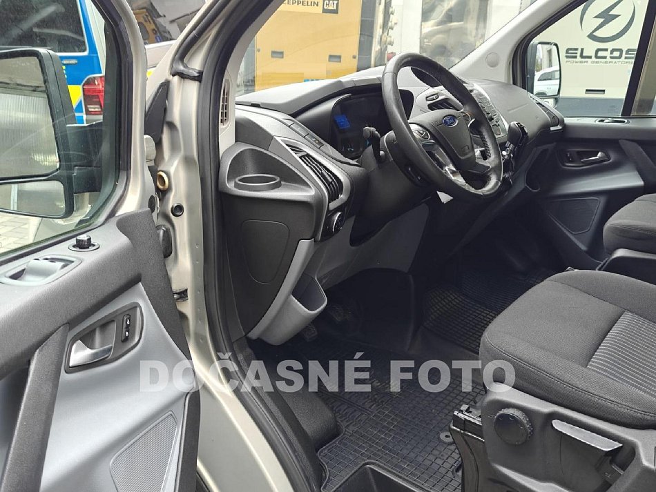 Ford Transit Custom 2.2TDCi Trend 8míst