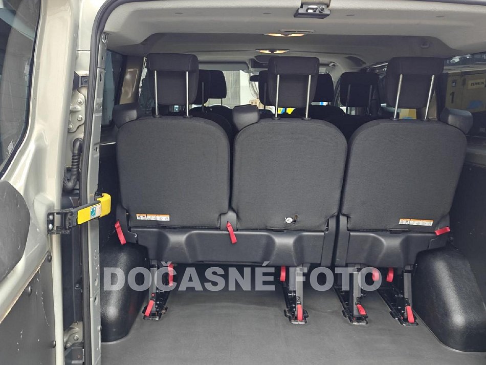 Ford Transit Custom 2.2TDCi Trend 8míst