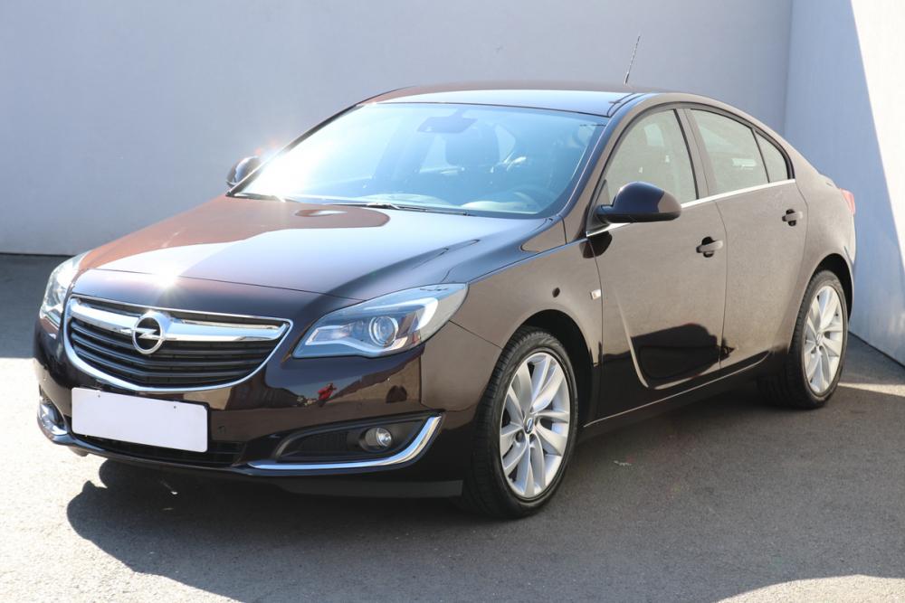 Opel Insignia, 2016 - pohled č. 3