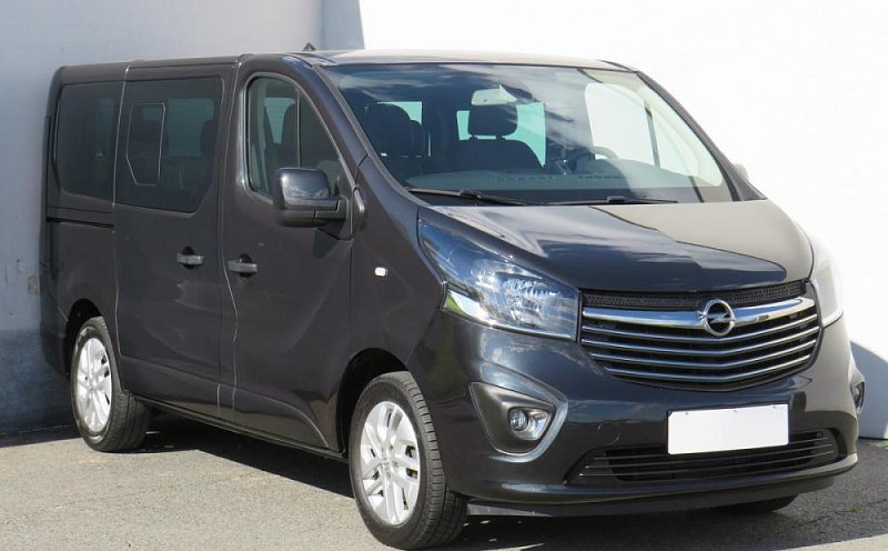 Opel Vivaro 1.6dCi Bussines L2 9míst