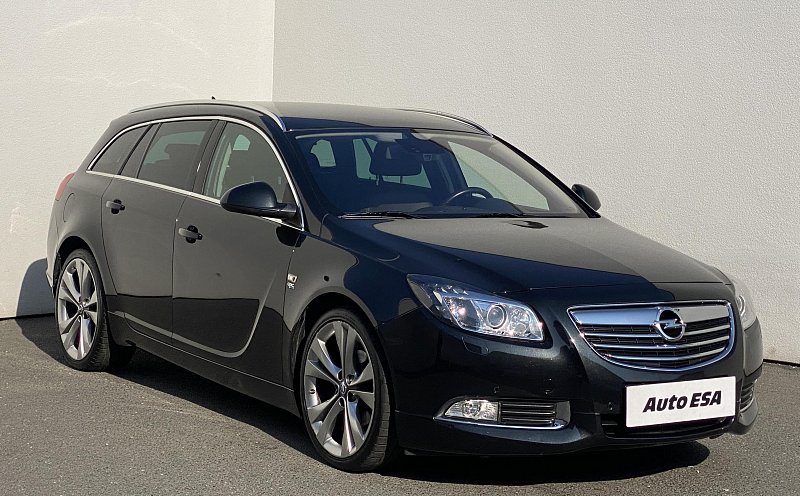 Opel Insignia 2.0 CDTi OPC line