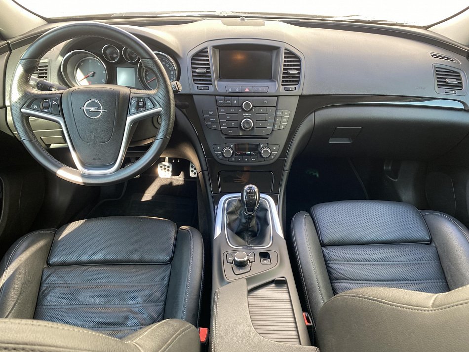 Opel Insignia 2.0 CDTi OPC line