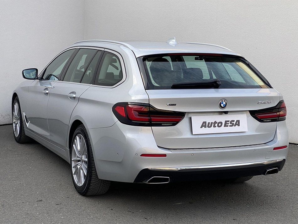 BMW Řada 5 3.0 D LuxuryLine Xdrive, 540d