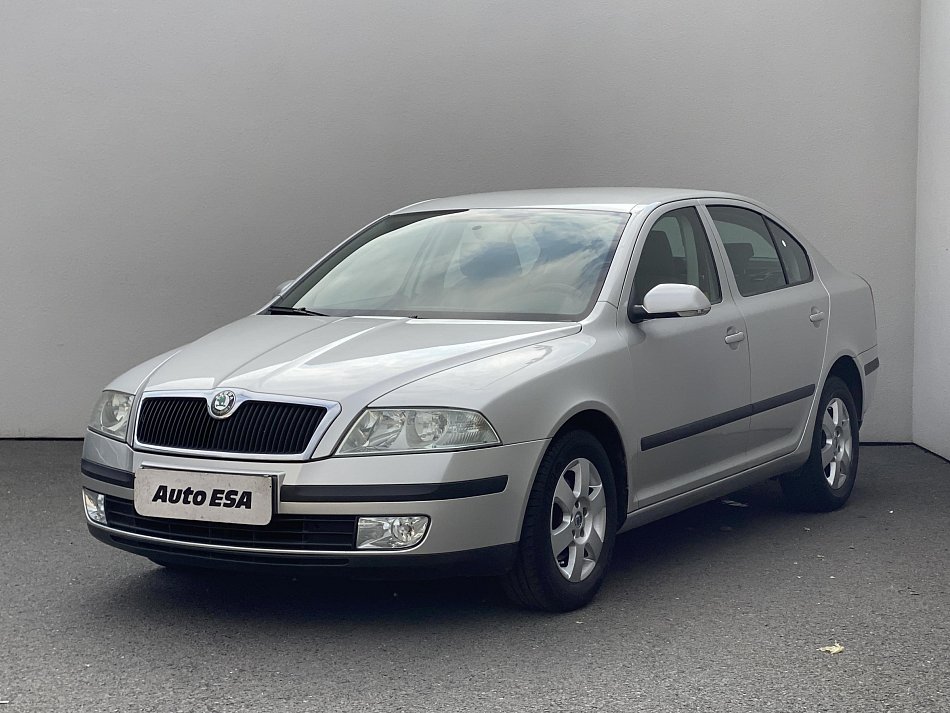 Škoda Octavia II 1.6 MPi Ambiente