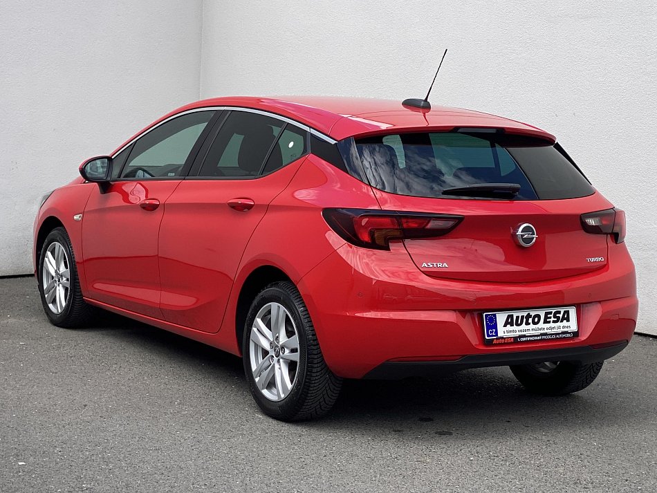 Opel Astra 1.4 T Innovation