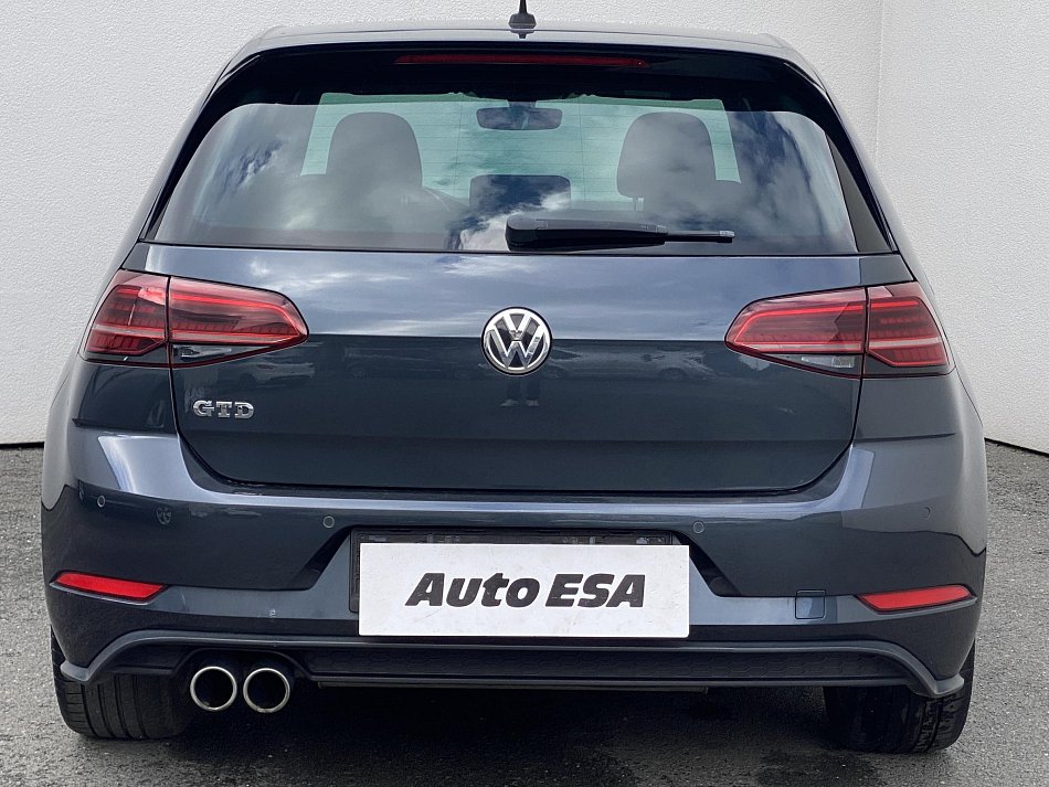 Volkswagen Golf 2.0 TDi GTD