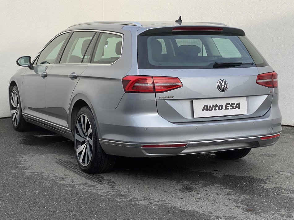 Volkswagen Passat 1.6 TDi Highline