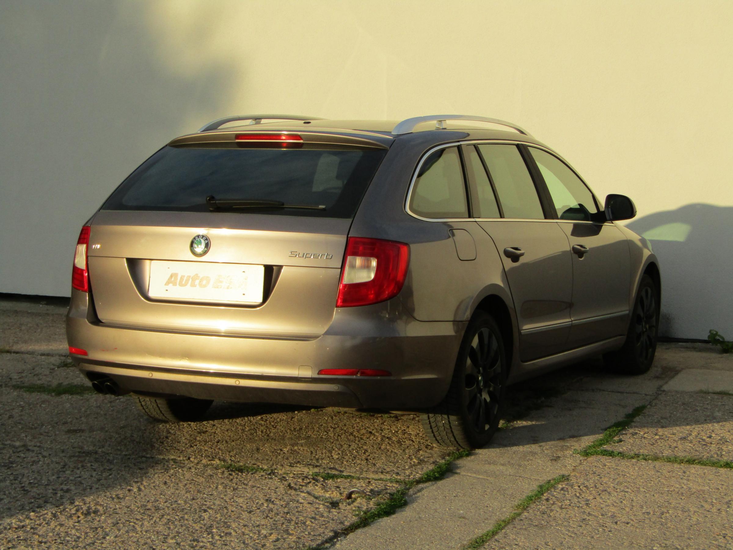 Škoda Superb II, 2011 - pohled č. 6