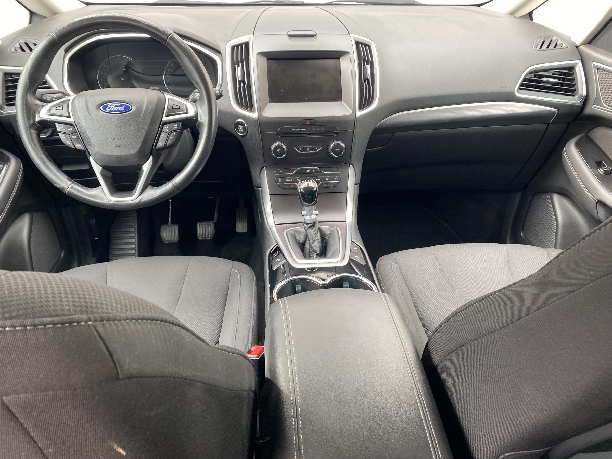 Ford S-MAX, 2015 - pohled č. 9