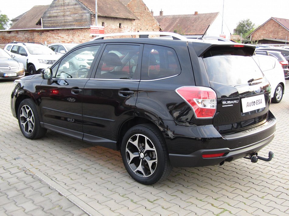 Subaru Forester 2.0T  4x4