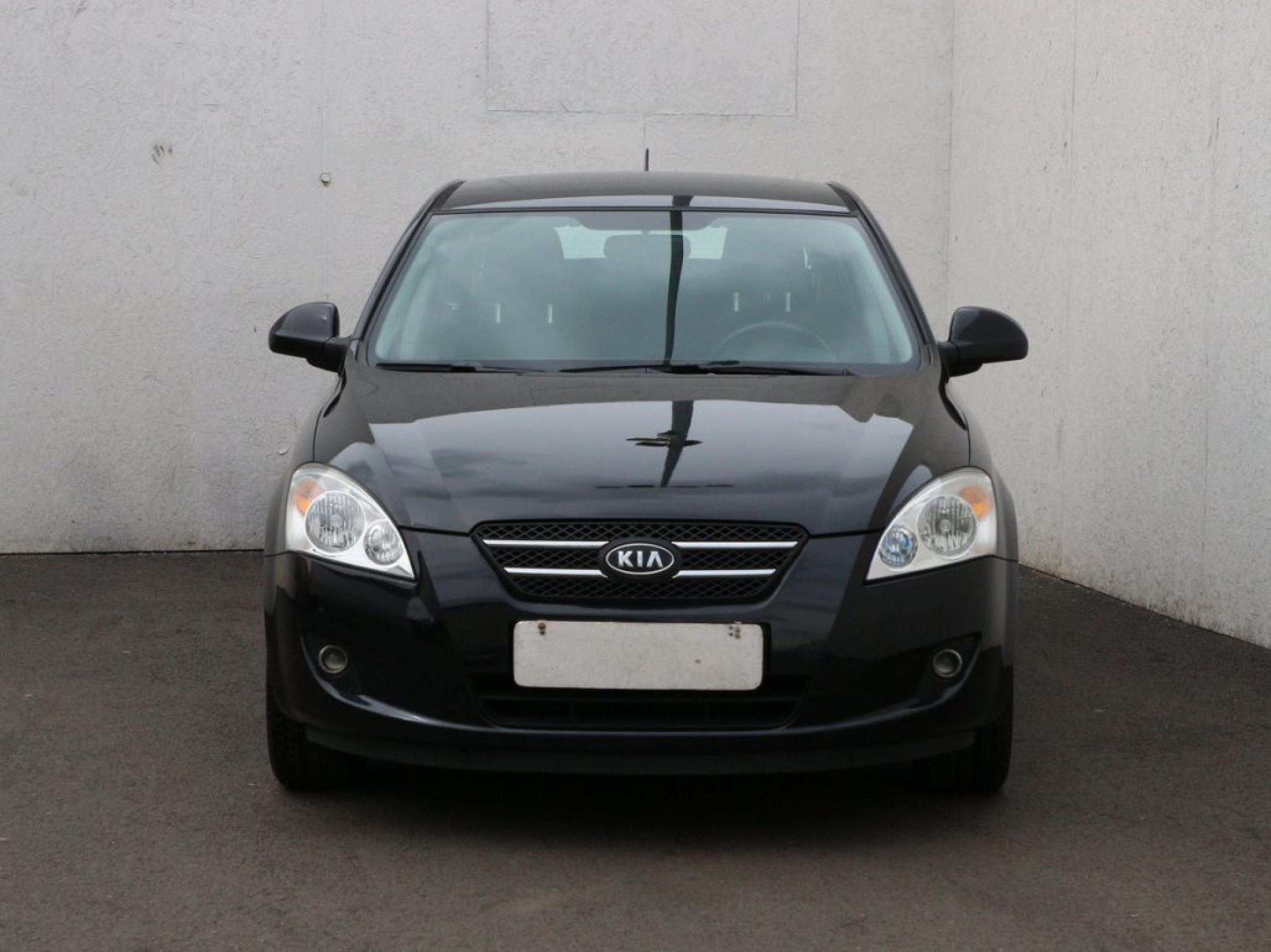 Kia Cee´d, 2007 - pohled č. 2