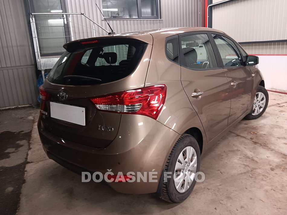 Hyundai Ix20 1.6i 